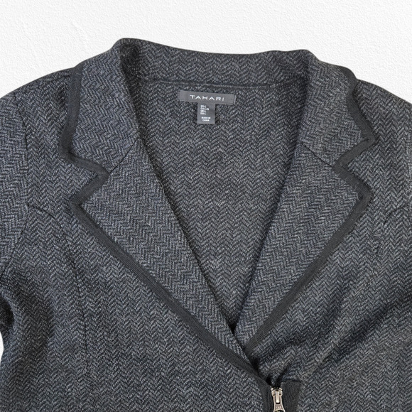 Tahari Gray Herringbone Asymmetrical Zip Wool Blend Moto Jacket Size Large - Picture 2 of 7